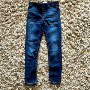 Girls size 10 jeggings NWOT